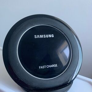 Samsung Black Wireless Fast Charger